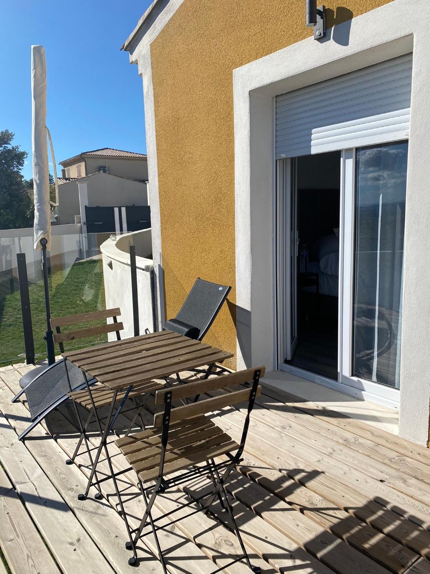 O Bain Soleil Bourg-Saint-Andéol Exterior foto